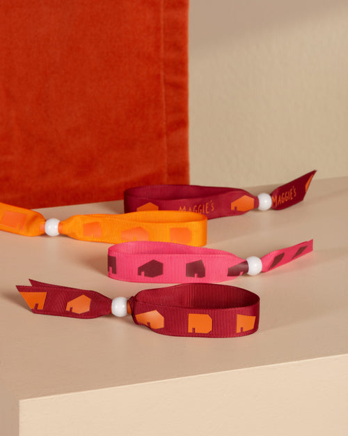 Armbandje - rood - logo